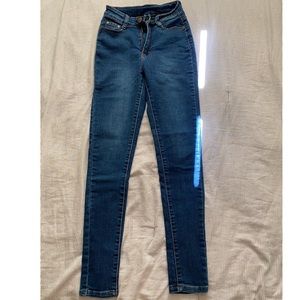 Mid rise jeans